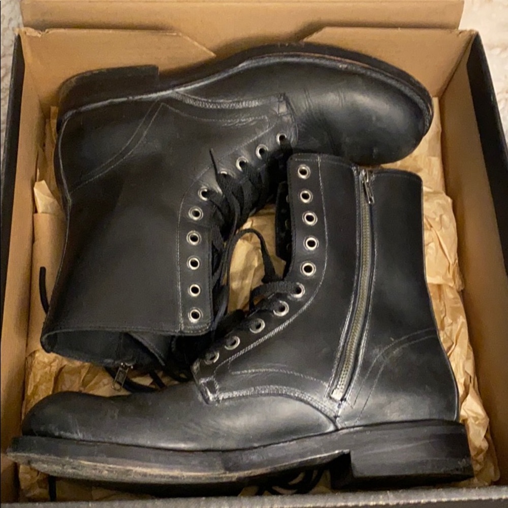 Frye Folsom Combat Boot